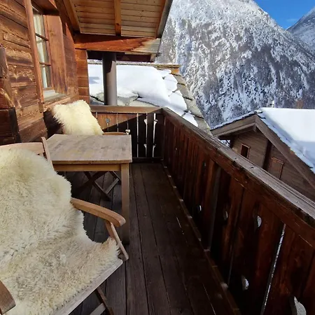 Mountain Village 木屋