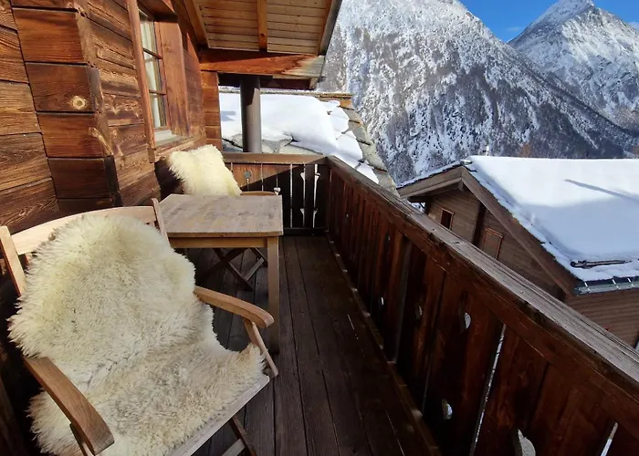 Mountain Village Chalé